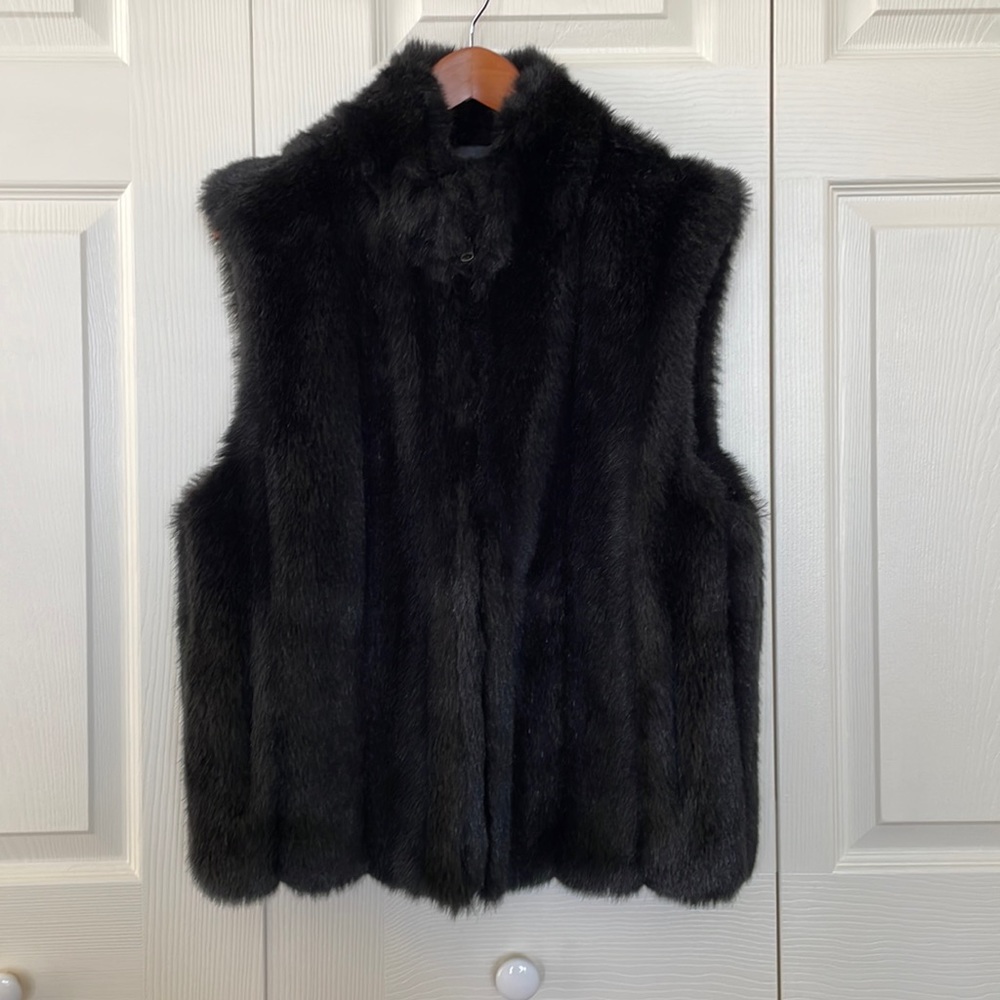 Reservable Fur Vest
